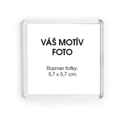 Magnetka akrylatová transparentná na chladničku 65 x 65 mm.